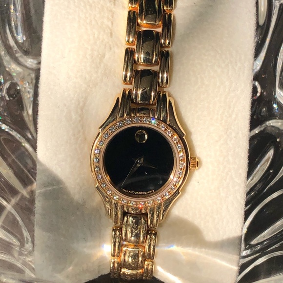 $983 SOLD!!!!! 14KT Solid Gold Movado Watch - Picture 8 of 8